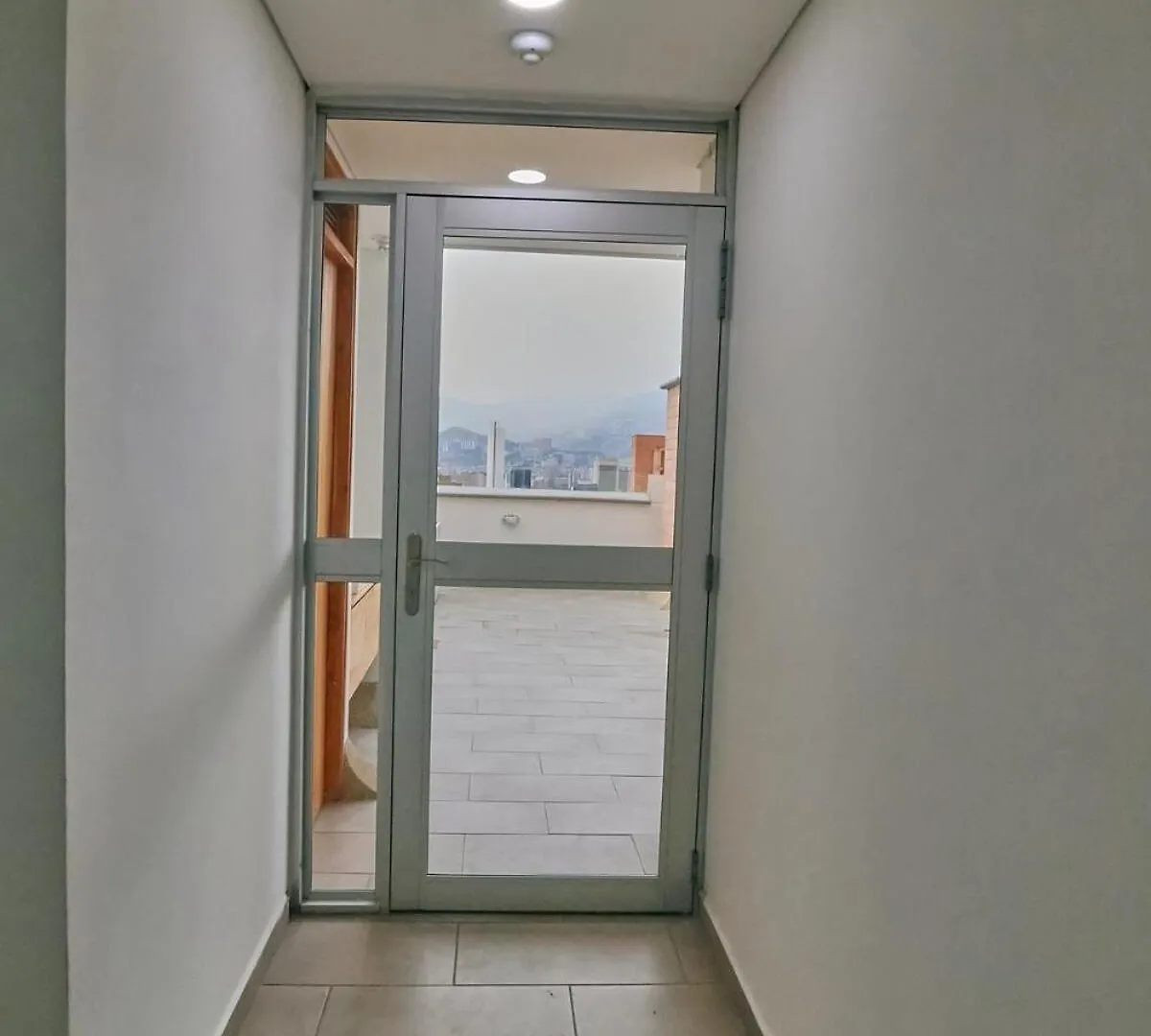 Modern Skyline Suite -Wifi, Gym, 24Hr Security Medellín