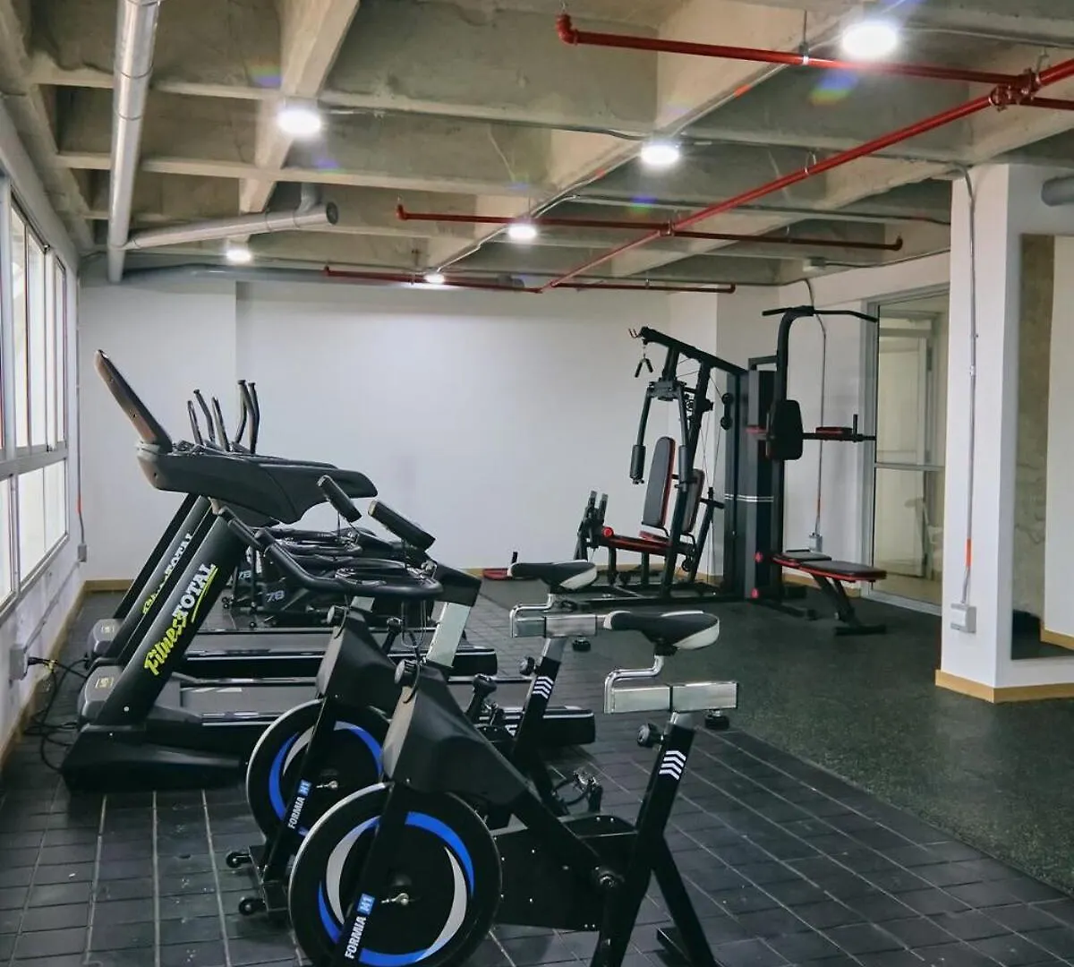 Modern Skyline Suite -Wifi, Gym, 24Hr Security Medellín