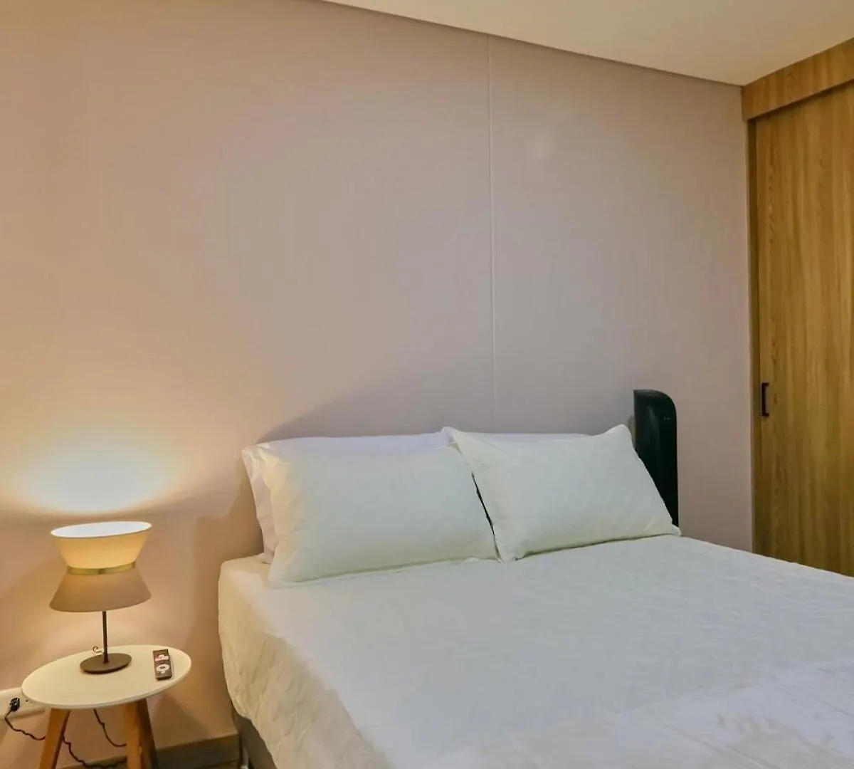 Modern Skyline Suite -Wifi, Gym, 24Hr Security Medellín Appartamento
