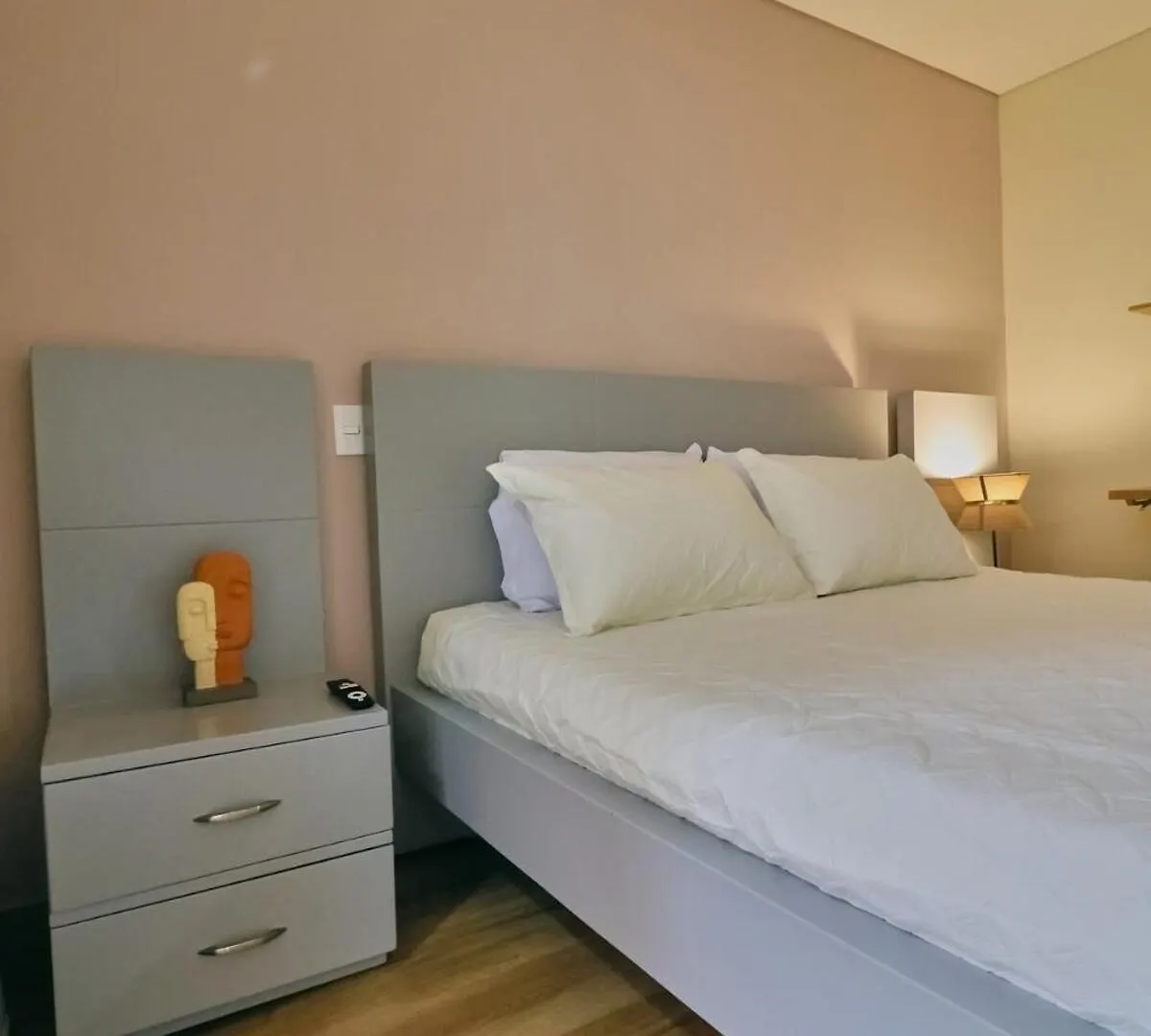 Appartamento Modern Skyline Suite -Wifi, Gym, 24Hr Security Medellín Colombia