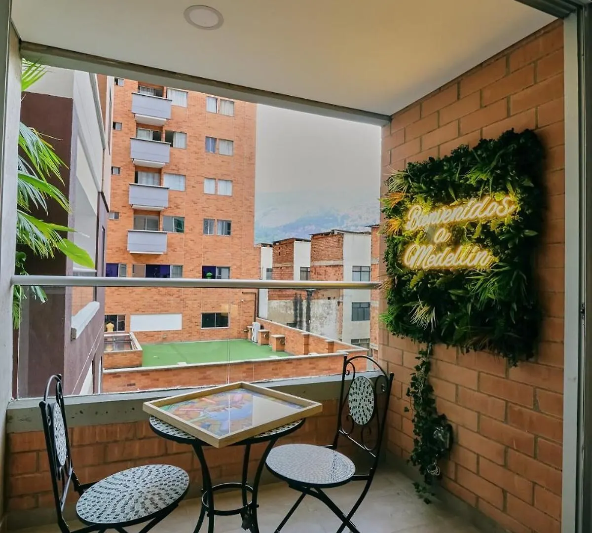 Modern Skyline Suite -Wifi, Gym, 24Hr Security Medellín 0*,