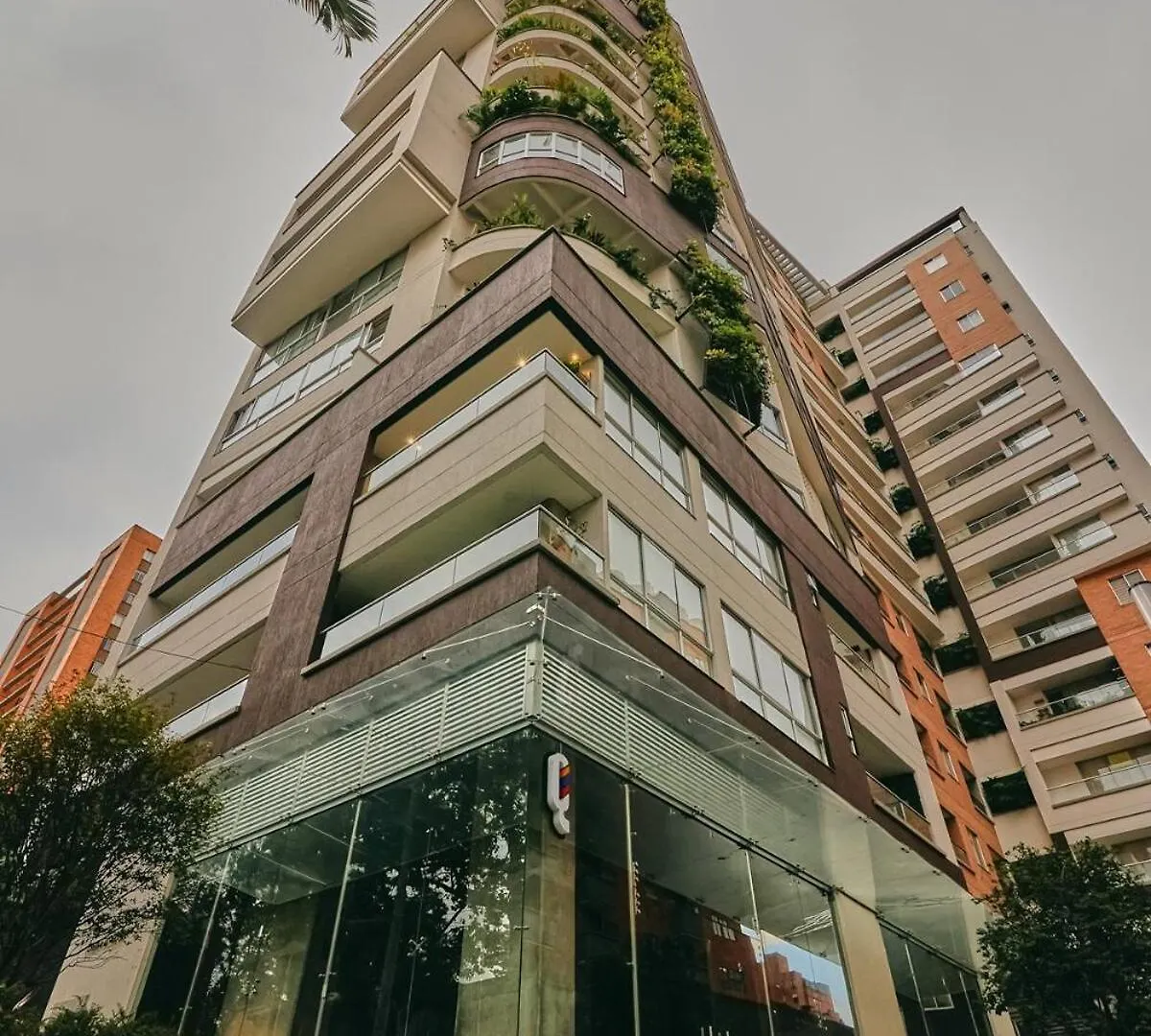 Modern Skyline Suite -Wifi, Gym, 24Hr Security Medellín Appartamento