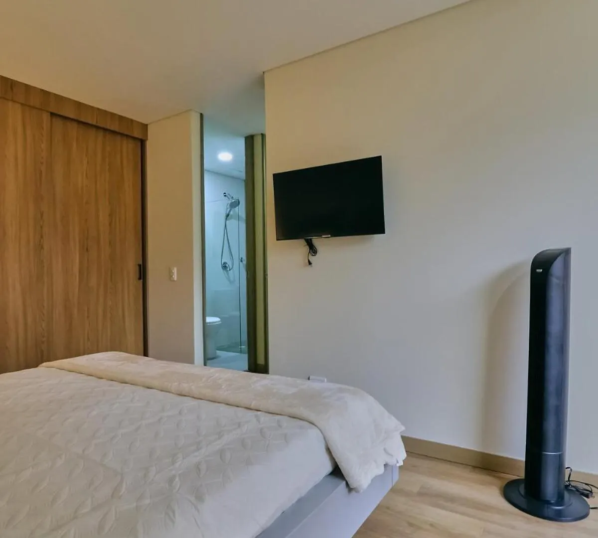 Appartamento Modern Skyline Suite -Wifi, Gym, 24Hr Security Medellín Colombia