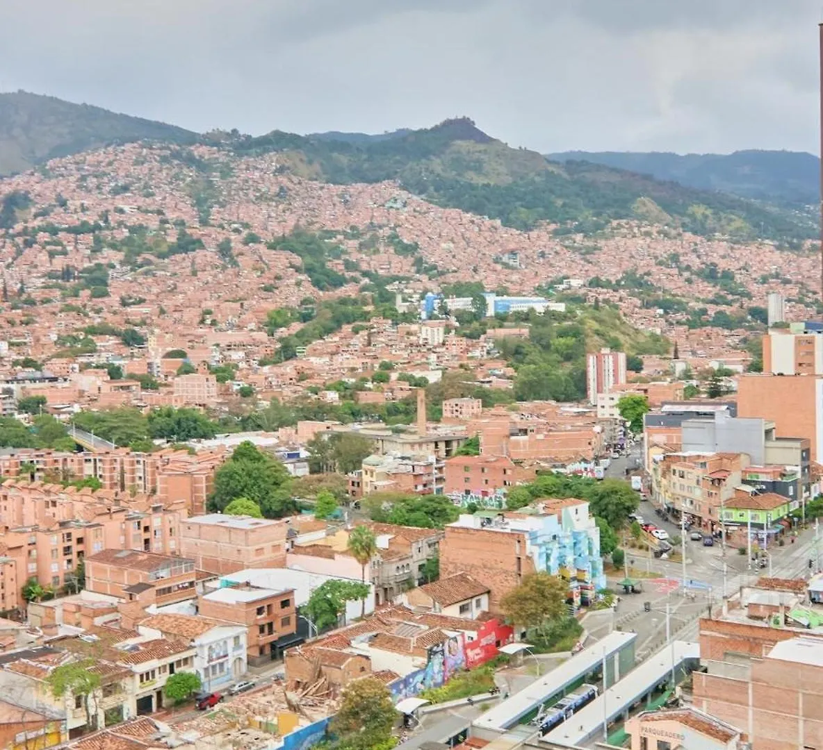 Appartamento Modern Skyline Suite -Wifi, Gym, 24Hr Security Medellín